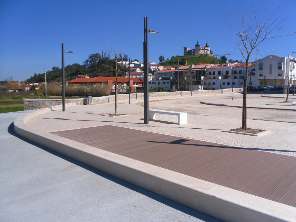 Ribeirinha de Porto Mós construída pela Soteol em 2013